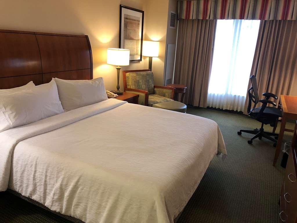Hilton Garden Inn Addison Chambre photo